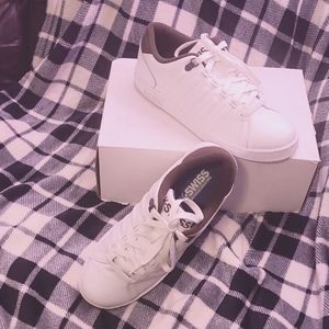 K Swiss Lozan lii sneakers brown trim and white. Men's size 8.5